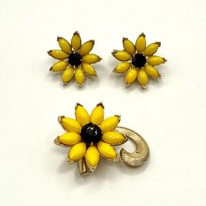 Rare Sarah Coventry Black Eyed Susan Brooch & Clip Earring Set – 1955